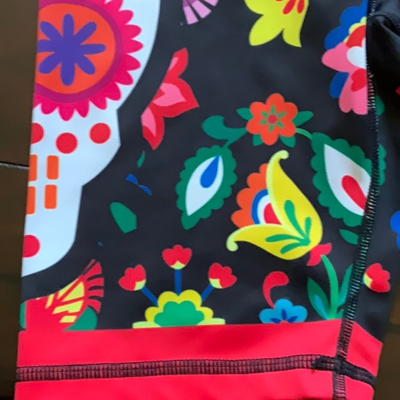 Sugar skull 💀 bike shorts - Picture 2 of 7